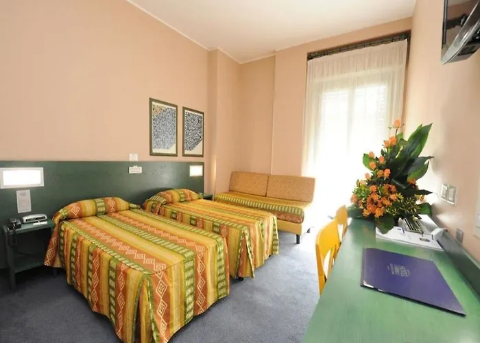 Western Mediterraneo Szálloda 3*